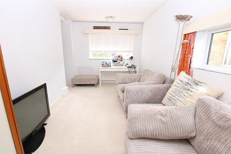 5 bedroom Detached house for sale in Booth Lane South, Northampton