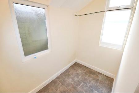 2 bedroom Terraced House to let in Spencer Street, St James, Northampton, NN5