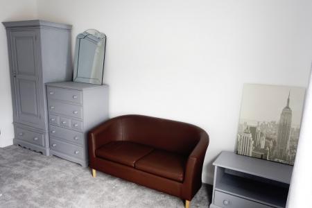 1 bedroom Studio flat to let in ABINGTON PARK, All Inclusive.