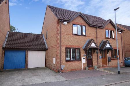 Granary Court, East Hunsbury
