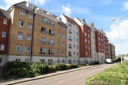 ALPHA HOUSE - 2 BED