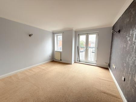 4 bedroom Terraced House to let in Abington Avenue, Abington, Northampton, NN1