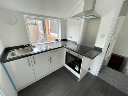 1 bedroom Flat to let in Stanhope Road, Kingsthorpe, Northampton, NN2