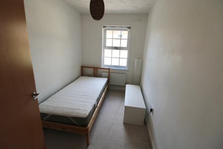 2 bedroom Flat to let in Henry Bird Way, Southbridge, Northampton, NN4
