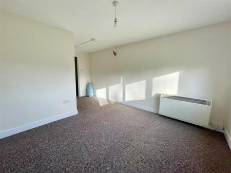 1 bedroom Studio flat for sale in INVESTMENT STUDIO - 8%+ YIELD