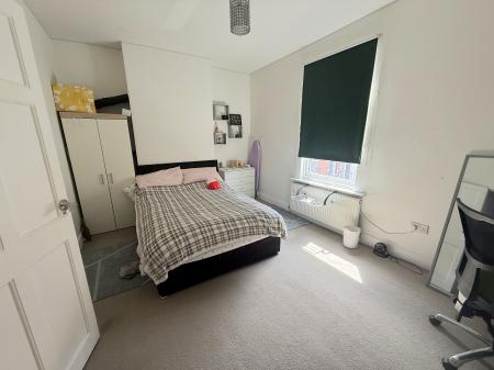 2 bedroom Terraced House to let in Abbey Road, Far Cotton, Northampton, NN4