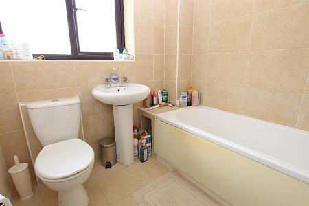 4 bedroom Detached house for sale in West Rising, East Hunsbury