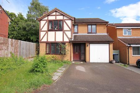 4 bedroom Detached house for sale in West Rising, East Hunsbury