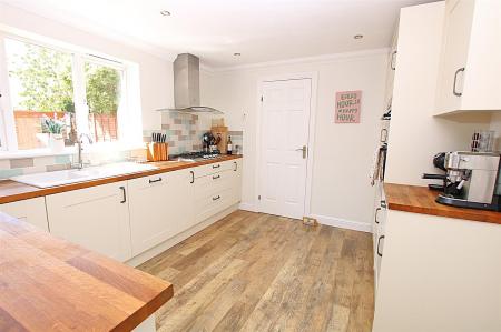 4 bedroom Detached house for sale in Battalion Drive, Wootton