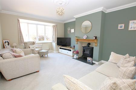 4 bedroom Detached house for sale in Battalion Drive, Wootton