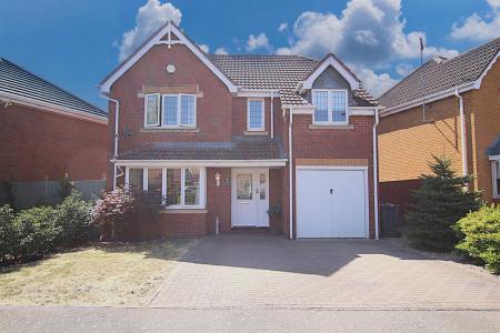 Battalion Drive, Wootton