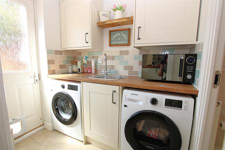 4 bedroom Detached house for sale in Battalion Drive, Wootton