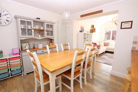 4 bedroom Detached house for sale in Battalion Drive, Wootton