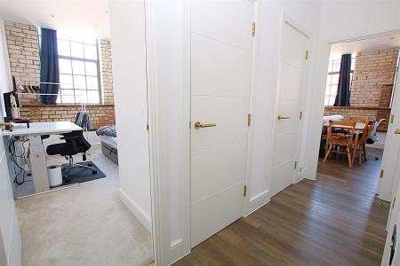 1 bedroom Flat for sale in Dunster Street, Northampton