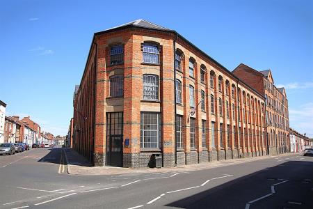1 bedroom Flat for sale in Dunster Street, Northampton