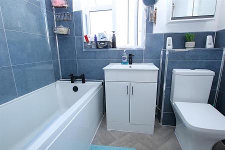 3 bedroom Terraced House for sale in Thirlestane Road, Far Cotton
