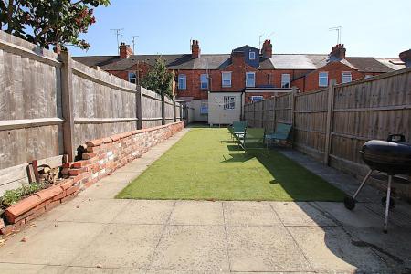 3 bedroom Terraced House for sale in Thirlestane Road, Far Cotton