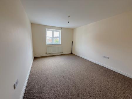 1 bedroom Flat to let in Blisworth Close, Hunsbury Hill, Northampton, NN4