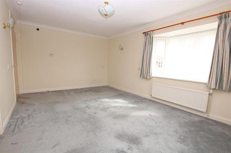 1 bedroom Flat for sale in Wootton Brook Close, East Hunsbury