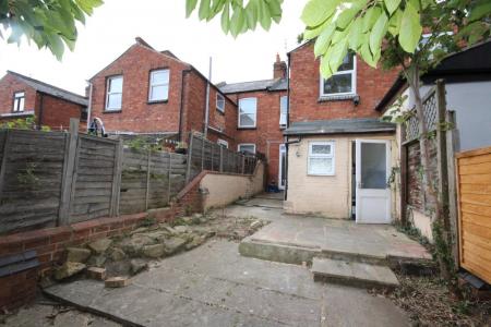 3 bedroom Terraced House for sale in Ivy Road, Abington