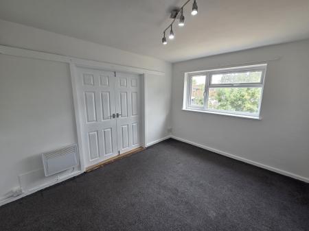 1 bedroom Flat to let in Newton Road, Duston, Northampton, NN5