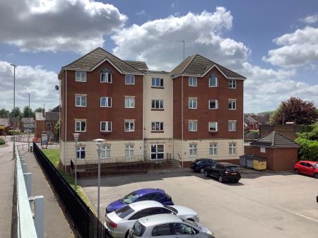 Main Road, Far Cotton, Northampton, NN4