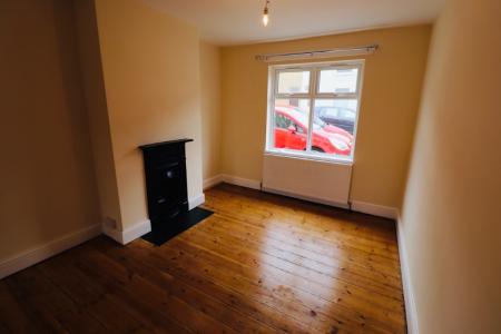 2 bedroom Terraced House to let in Northcote Street, Semilong, Northampton, NN2