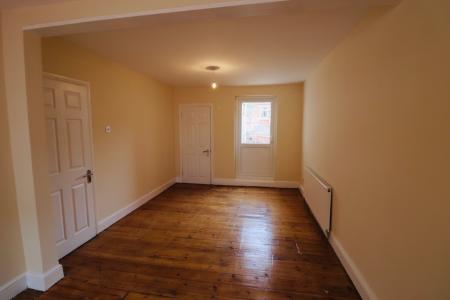 2 bedroom Terraced House to let in Northcote Street, Semilong, Northampton, NN2