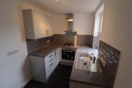 2 bedroom Terraced House to let in Northcote Street, Semilong, Northampton, NN2
