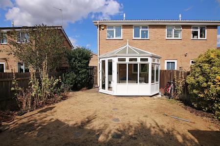 2 bedroom Semi-detached house for sale in Fleetwind Drive, East Hunsbury