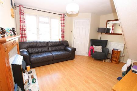2 bedroom Semi-detached house for sale in Fleetwind Drive, East Hunsbury