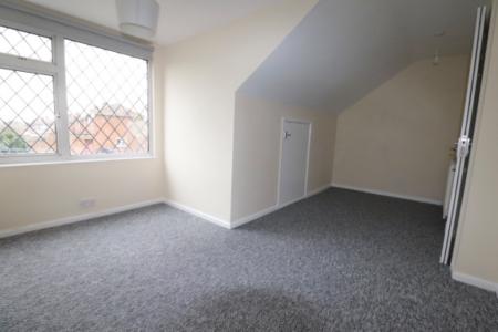 3 bedroom Semi-detached house to let in Chalcombe Avenue, Kingsthorpe, Northampton, NN2
