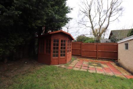 3 bedroom Semi-detached house to let in Chalcombe Avenue, Kingsthorpe, Northampton, NN2