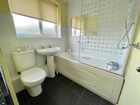 1 bedroom Semi-detached house to let in Manorfield Close, Little Billing, Northampton, NN3