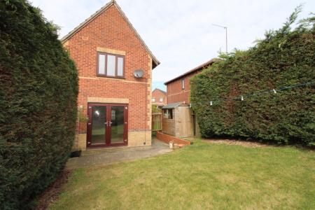 2 bedroom Semi-detached house to let in Oxburgh Court, East Hunsbury, Northampton, NN4