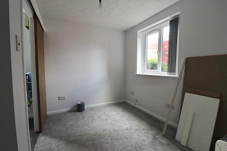 1 bedroom Flat to let in Woodpecker Way, East Hunsbury, Northampton, NN4
