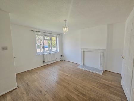 3 bedroom Semi-detached house to let in Merry Hill, West Hunsbury, Northampton, NN4