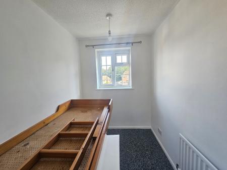 3 bedroom Semi-detached house to let in Merry Hill, West Hunsbury, Northampton, NN4