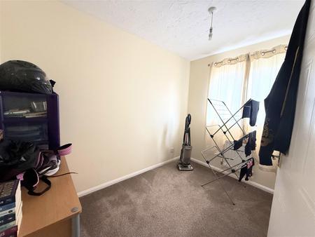 2 bedroom End of terrace house for sale in Bronte Close, Rugby