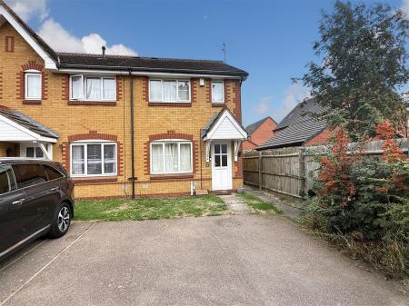 2 bedroom End of terrace house for sale in Bronte Close, Rugby