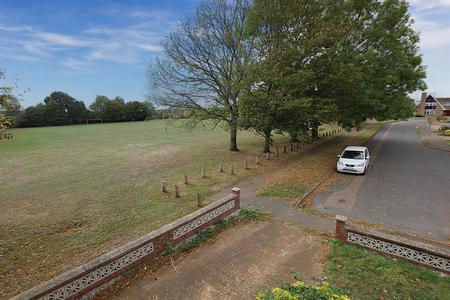 4 bedroom Detached house for sale in The Pastures, Kingsthorpe