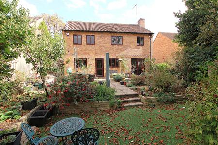 4 bedroom Detached house for sale in Wootton Hill Farm, East Hunsbury