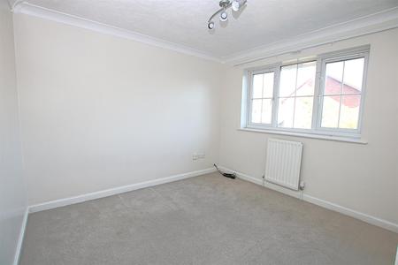 4 bedroom Detached house for sale in Tarragon Way, East Hunsbury