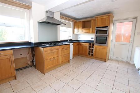 4 bedroom Detached house for sale in Tarragon Way, East Hunsbury
