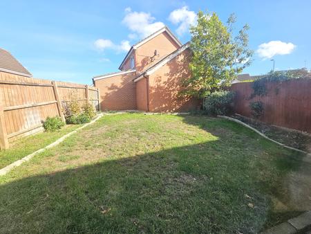 3 bedroom Detached house to let in Riverstone Way, Hunsbury Meadows, Northampton, NN4