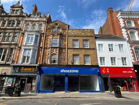 College Street, Town Centre, Northampton, NN1