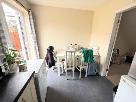 2 bedroom End of terrace house for sale in Thomson Close, Rugby