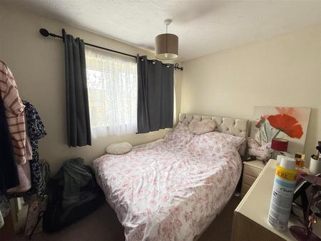 2 bedroom End of terrace house for sale in Thomson Close, Rugby