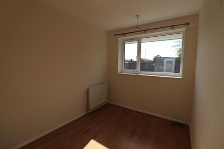 2 bedroom Bungalow to let in Mallory Walk, Parklands, Northampton, NN3
