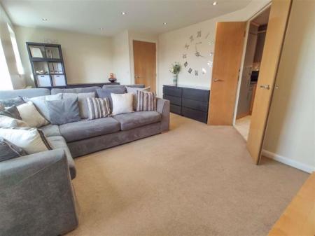1 bedroom Flat to let in Sandbach Drive, Kingsmead, CW9